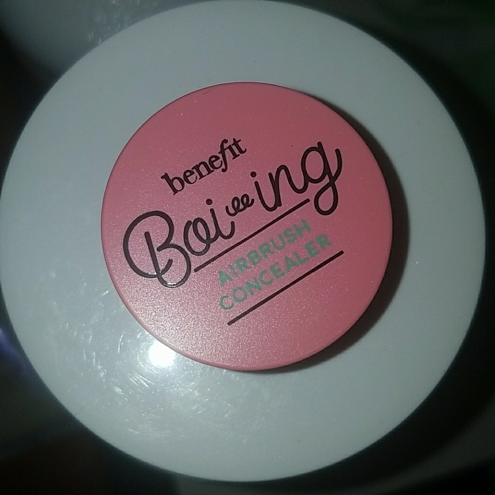 NEW Benefit Boing Airbrush Concealer: Shade 1